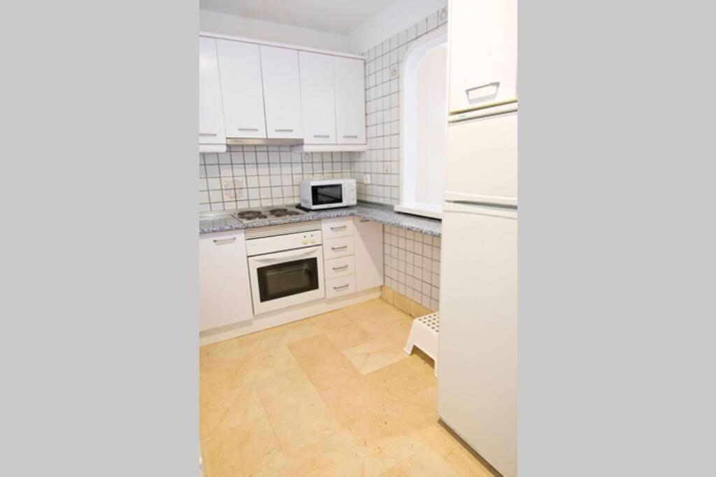 Spectacular Apartment In Matchroom Country Club Фуэнхирола Экстерьер фото