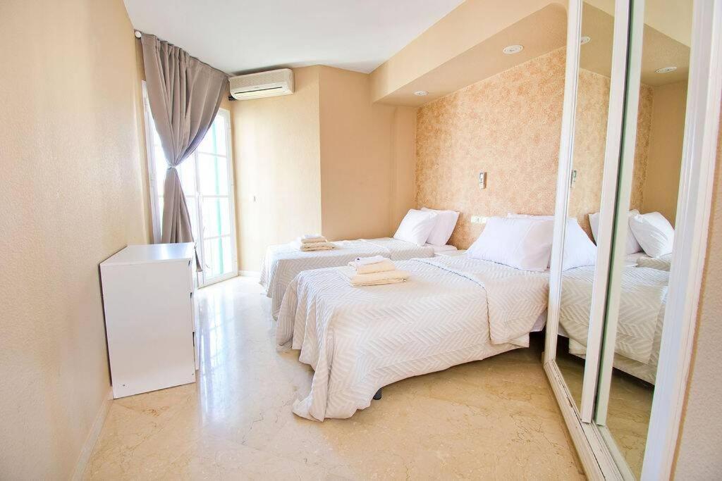 Spectacular Apartment In Matchroom Country Club Фуэнхирола Экстерьер фото